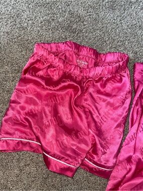 Juicy Couture Fuchsia Satin Logo Jacquard Lounge Shorts